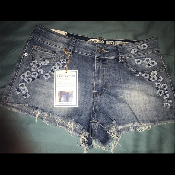 NWT Indigo Rein denim shorts - Picture 1 of 3